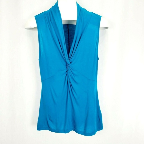 Banana Republic Tops - Banana Republic Top Twist Front Sleeveless T1173
